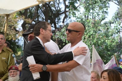 אביו של אל"מ אסף חממי חשף: "ביקש שלא יעשו עליו עסקה"