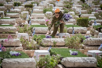 הראשון מיני רבים: מיהו החלל הראשון שנקבר בהר הרצל?