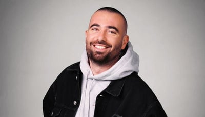 עומר אדם