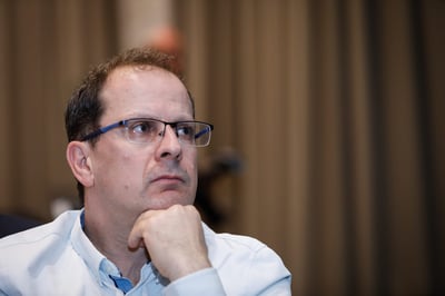 עו"ד רז נזרי