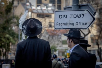 הבן בלבנון, האח במעצר: המציאות הקרועה של החרדים המשרתים