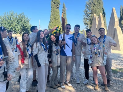 40 שנה אחרי האולימפיאדה של אביו: הדליק את הלפיד בקברי המכבים
