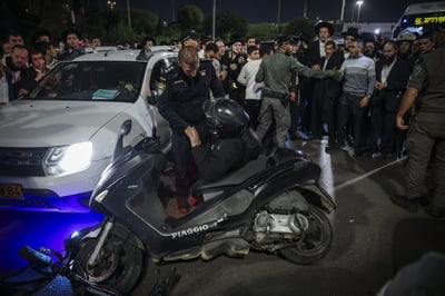 המשטרה עצרה 8 מתפרעים חרדים שחסמו את הכניסה לאשקלון