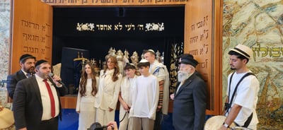 תגידו מזל טוב לאופירה אסייג: הבן אייל הגיע למצוות