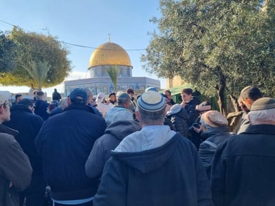 עלייה בחנוכה |