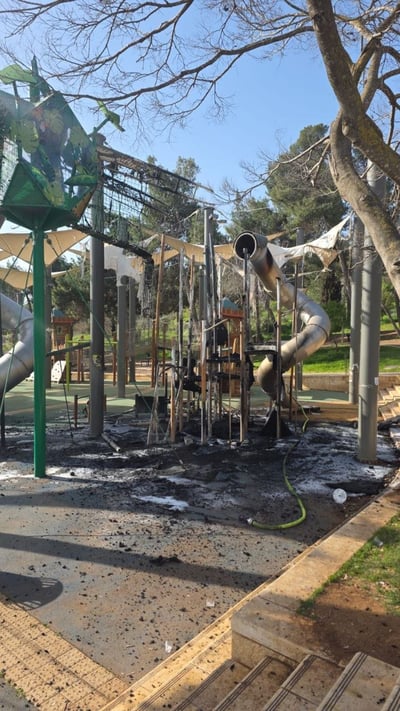 תושב גוש עציון נעצר לאחר שהצית מתקנים בגן סאקר