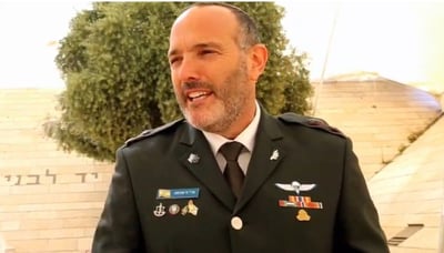 החזן הצבאי שי אברמסון