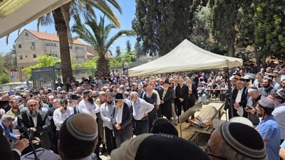 הלוויית הרב אריה שטרן זצ"ל