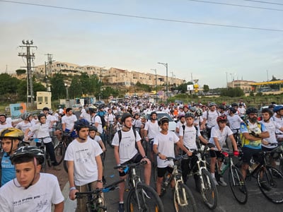 הרוכבים בקרית ארבע