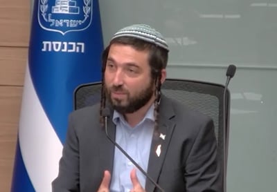 סוכות במתקפה על בנט