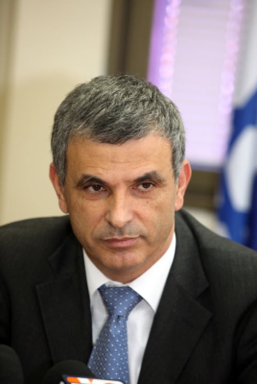 השר כחלון בביקור אל מול העיר רוואבי : "וואו איזה פחד!"
