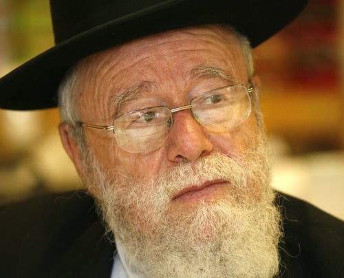 בן ארי מגונן על הרב ליאור: "שהשמאל ישטוף את הפה"