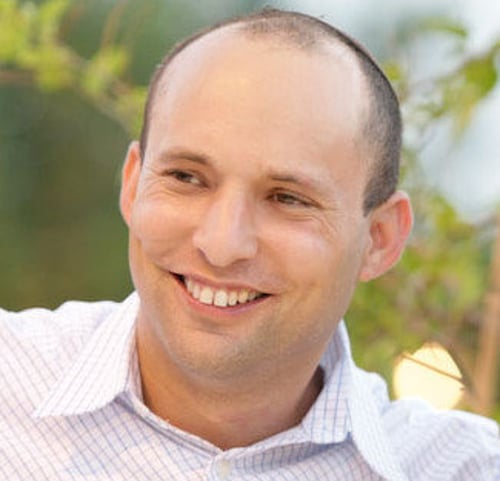 דעה: בנט ניצח; אורלב רק ניסה לברוח מאחריות
