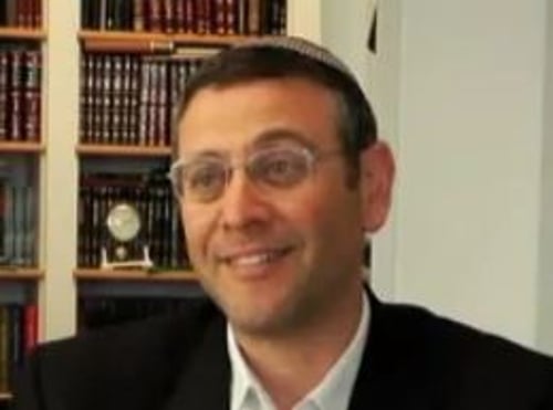 הרב בני לאו: צריך להקים אלטרנטיבה לבתי הדין הרבניים