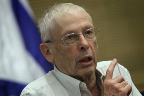 בגין ביקש: נתניהו ביטל את חוק הבדואים