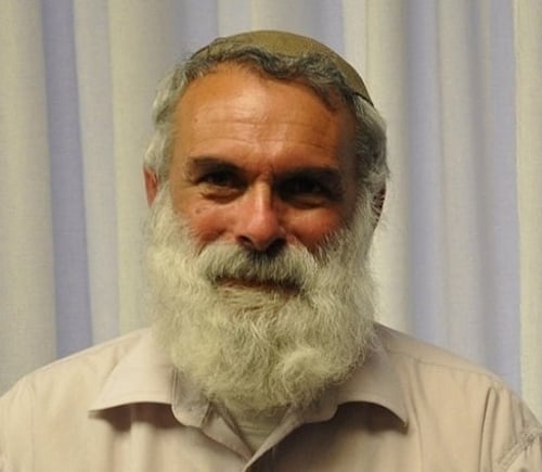 הרב רונצקי מונה לראש מינהלת הזהות היהודית; 'הארץ' זועמים