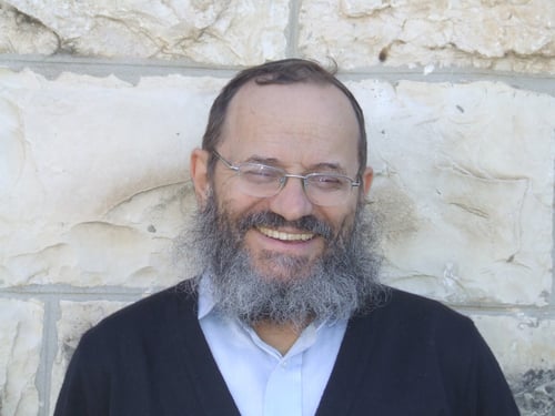 הרב נחום נריה: אנחנו לא עוזרים מספיק לחוזרים בתשובה, "לא פתחנו את הלב"