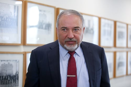 עימות חזיתי; ליברמן:"מקומו של המחבל עודה בכלא"