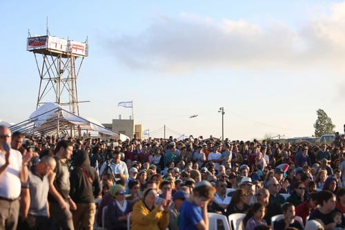 ערב הפינוי: אלפים בעצרת מחאה בנתיב האבות