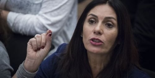 מירי רגב לסרוגים: "לא אשתוק לשימוש הציני בבמה הציבורית"