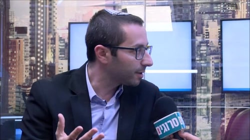 יונתן דובוב באולפן סרוגים: "הגיל הצעיר שלי הוא יתרון"