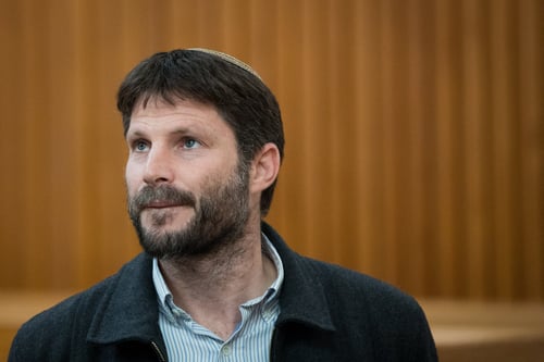 מנדלבליט דחה את דרישת סמוטריץ' והעביר נגדו ביקורת