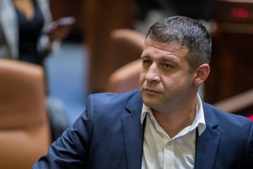 מתיחות בקואליציה: "ח"כים הוציאו הודעות שקריות"