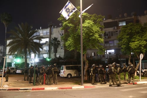 אישה הרה נפצעה קשה בלוד ויולדה בבית החולים
