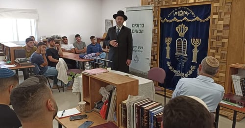 הרב הראשי: התרשמתי מהעולם התורני בהר חברון
