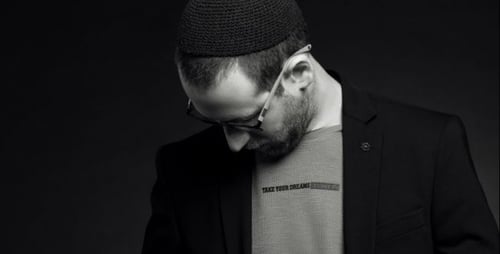 "איש על הירח": אור קולונברג בסינגל חדש