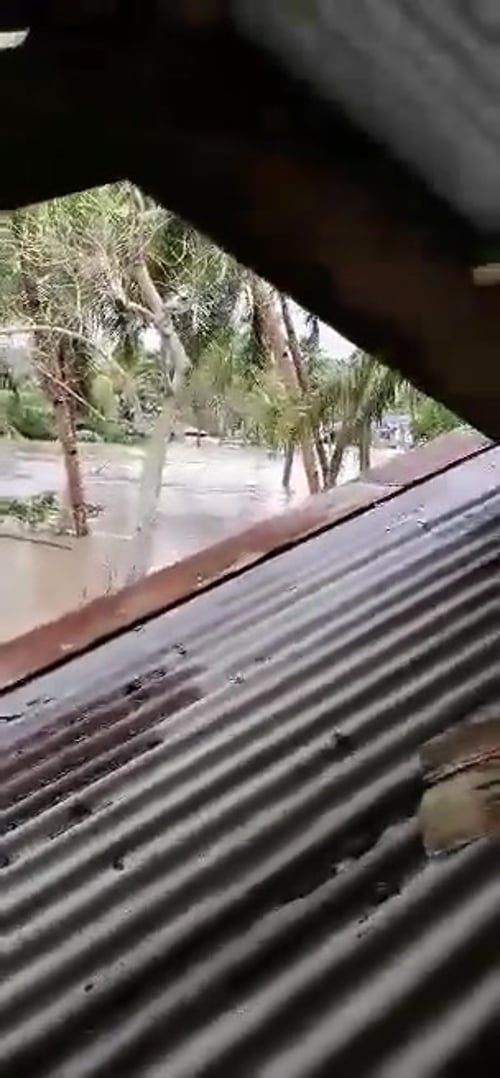 אסון טייפון בפיליפינים: לפחות 49 הרוגים
