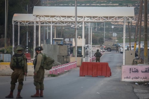 פיגוע משולב סמוך לבית אל; המחבל נוטרל