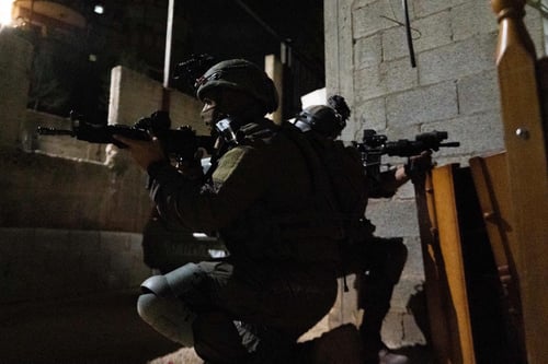 המעצרים נמשכים: צה"ל לכד 12 מבוקשים ביו"ש