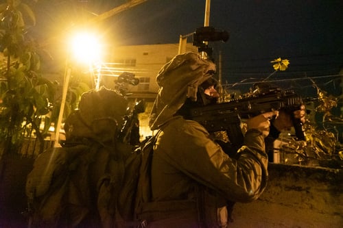 שובר גלים: 11 מבוקשים ותחמושת נתפסו ביהודה ושומרון