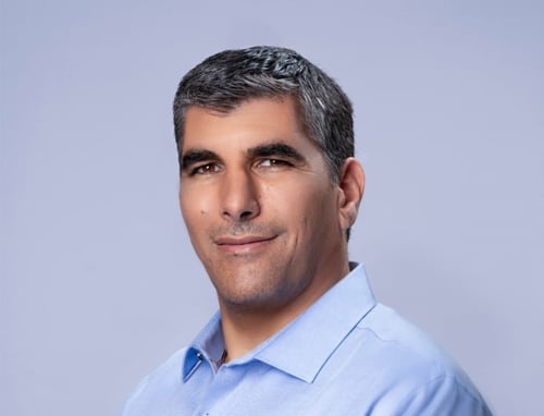 בוגר המדרשיה | מועמד נגד יוסי דגן לראשות השומרון