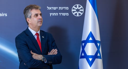 לראשונה: אלי כהן יוצא לביקור מדיני בבחריין