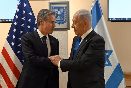 בלינקן לנתניהו: "אנחנו כאן ולא הולכים לשום מקום"