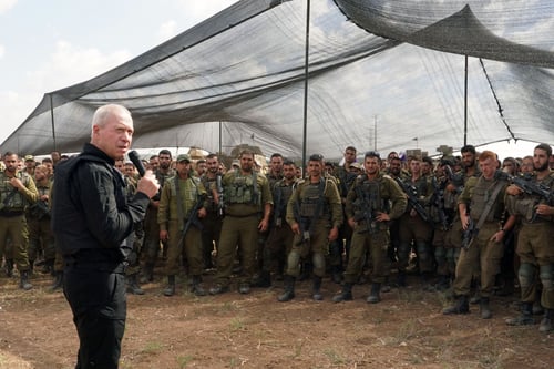 גלנט ללוחמים בדרום: "בקרוב תראו את עזה מבפנים"