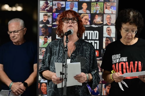 הורי החטופות מהסרטון: "אל תשאירו אותנו לבד"