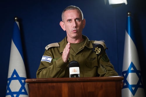 דובר צה"ל: "עודכנו משפחות של כ-240 חטופים"