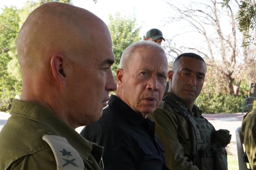 גלנט: "אם נסראללה יטעה הוא יחרוץ את גורל לבנון"