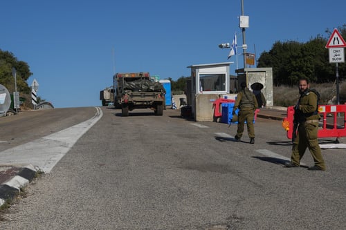 מחשש לירי חיזבאללה: צירי הגליל נסגרים לאזרחים