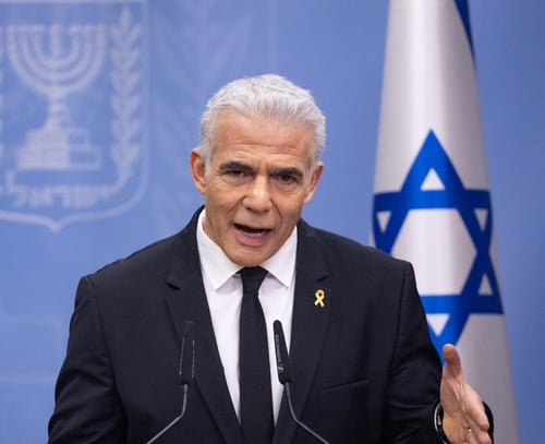 לפיד תוקף את שיקלי: "ממשלת הטיפשים"