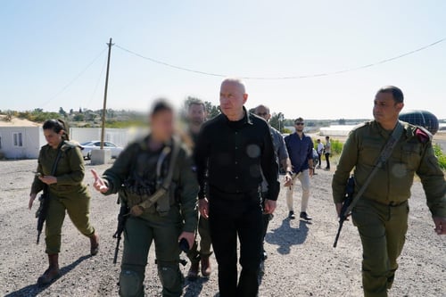 בעקבות המלחמה: התכנון של גלנט לגבי נשים בצבא