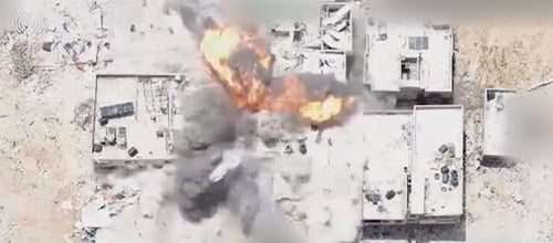 צפו בתיעוד: כלי טיס מחסלים מחבלי חיזבאללה