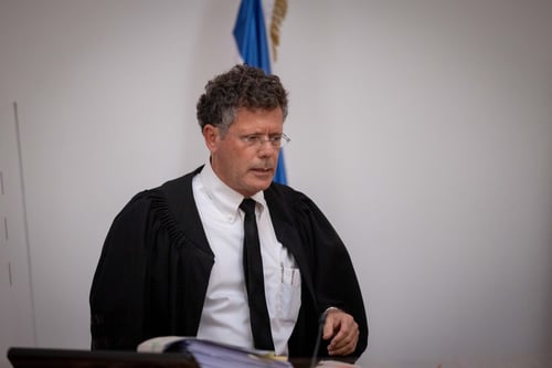"יצחק עמית הוא פרעה המודרני, יהיר וחצוף"