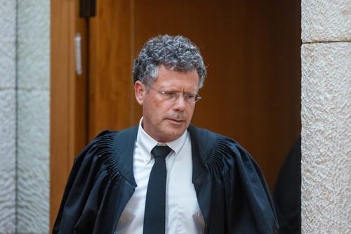 המשטרה משתלחת בבג"ץ: "מאות שוטרים סיכנו את חייהם!"