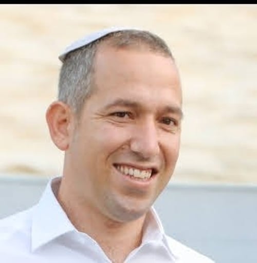 כבוד למגזר: מנכ"ל סרוג לאתר המורשת הלאומי "גבעת התחמושת"